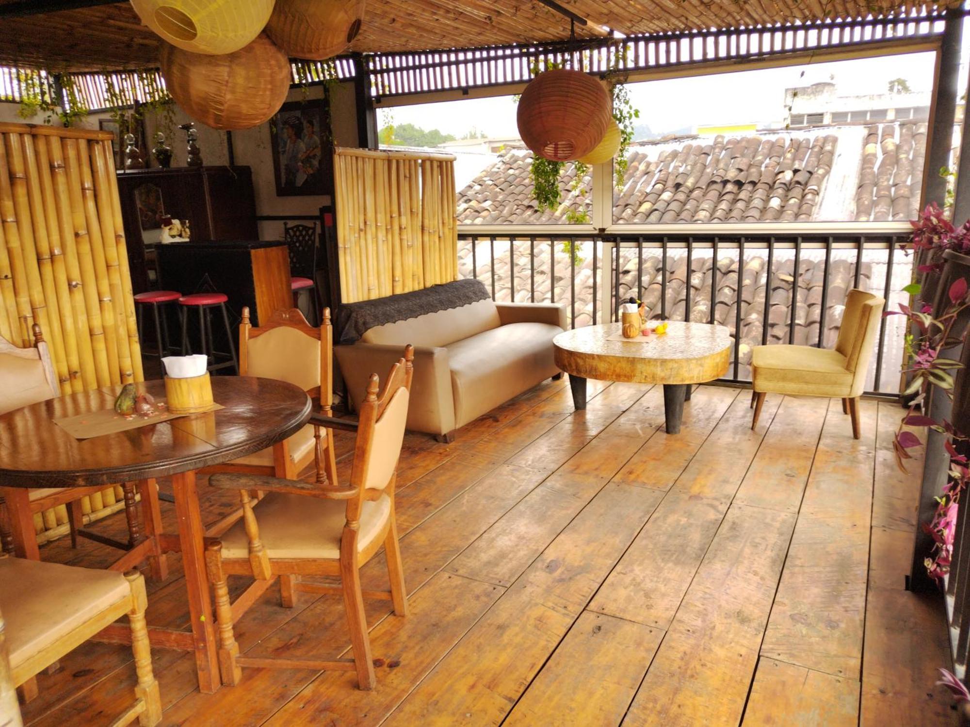 Hotel Casa Chapultepec Coban Bagian luar foto