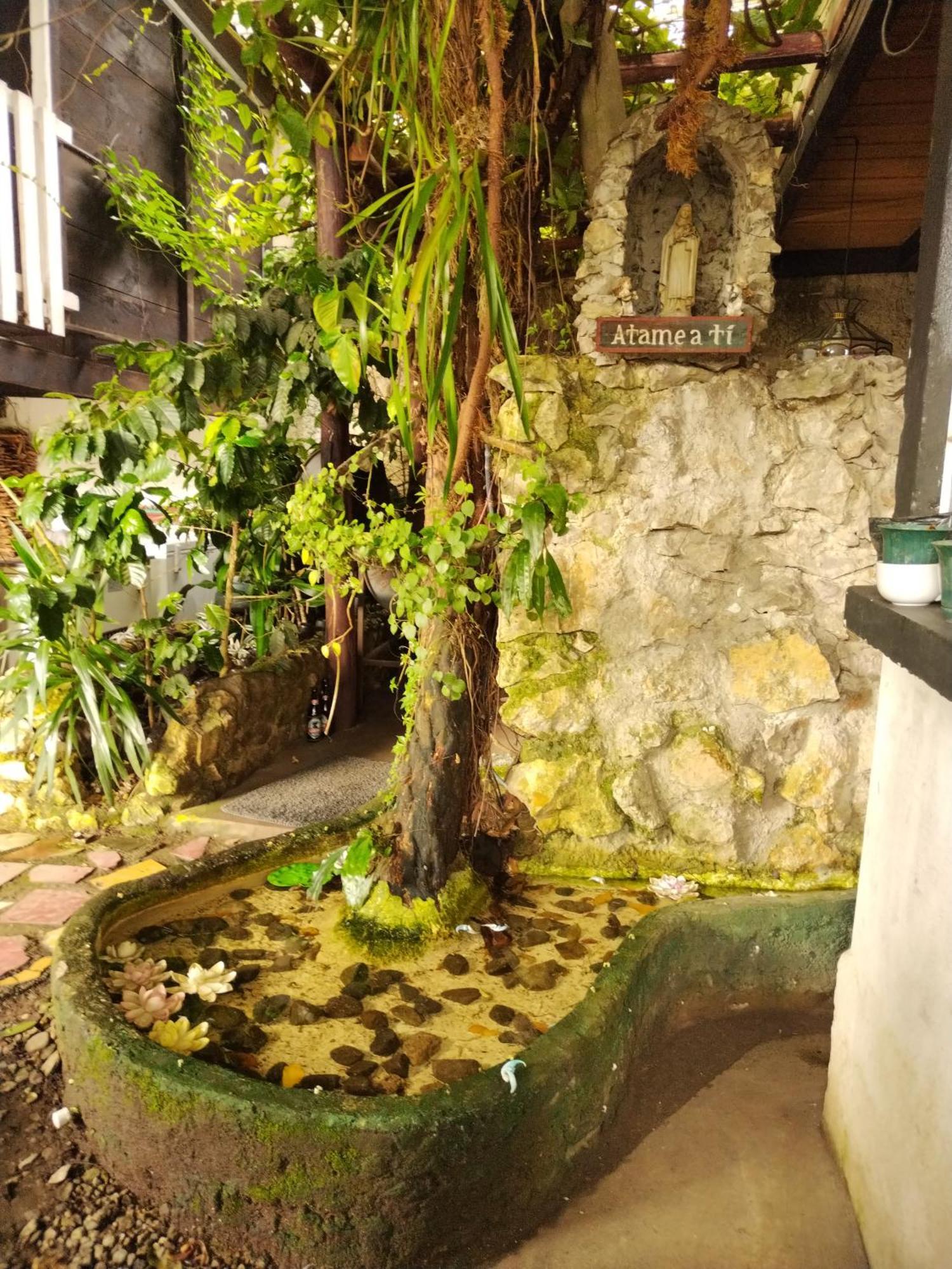 Hotel Casa Chapultepec Coban Bagian luar foto