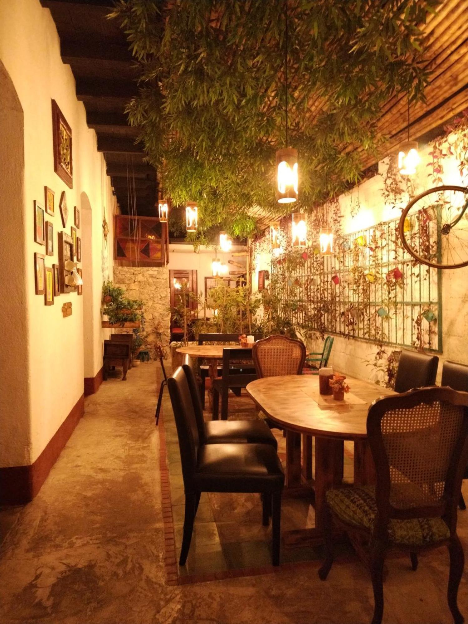 Hotel Casa Chapultepec Coban Bagian luar foto
