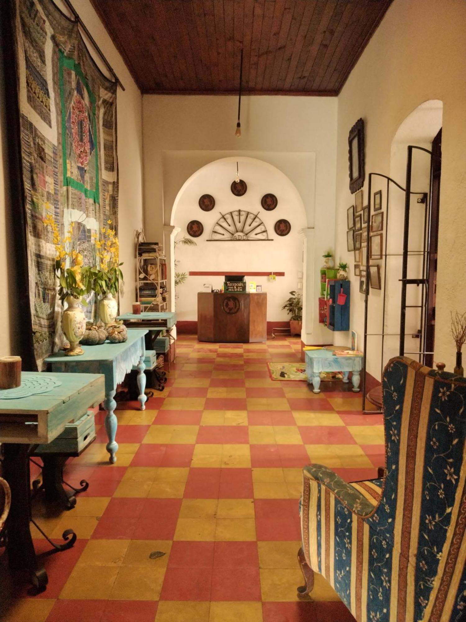 Hotel Casa Chapultepec Coban Bagian luar foto