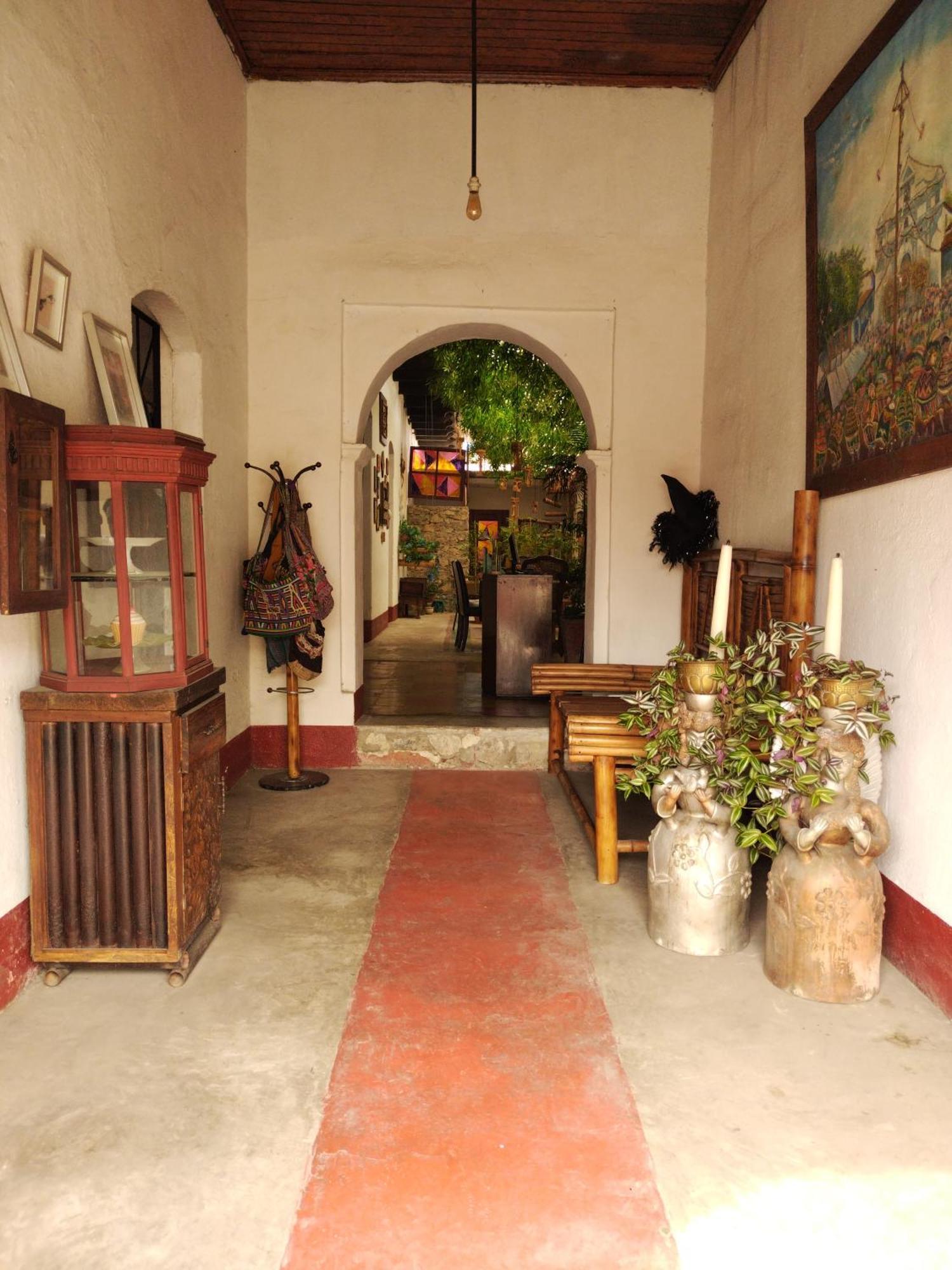 Hotel Casa Chapultepec Coban Bagian luar foto