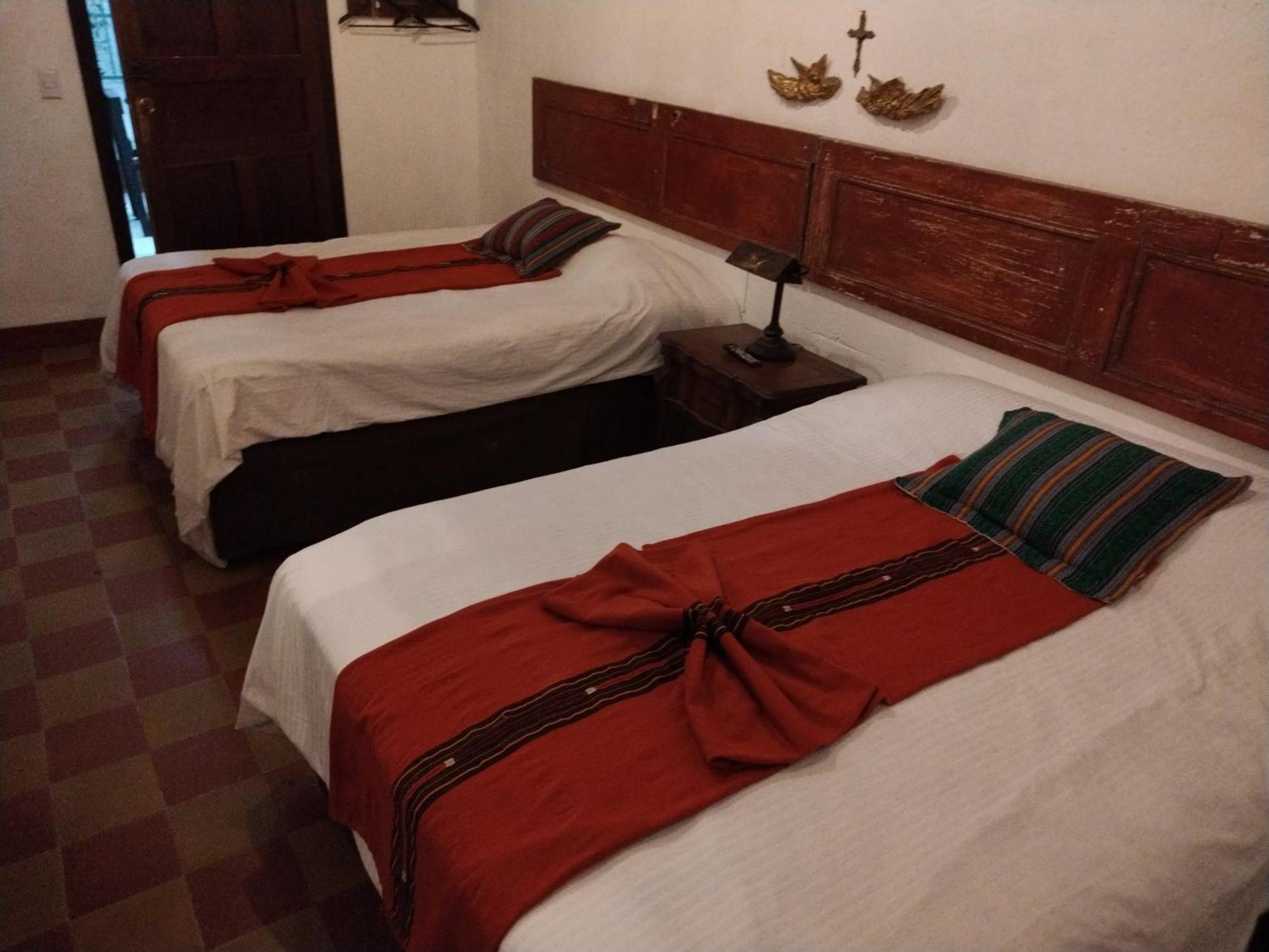 Hotel Casa Chapultepec Coban Bagian luar foto