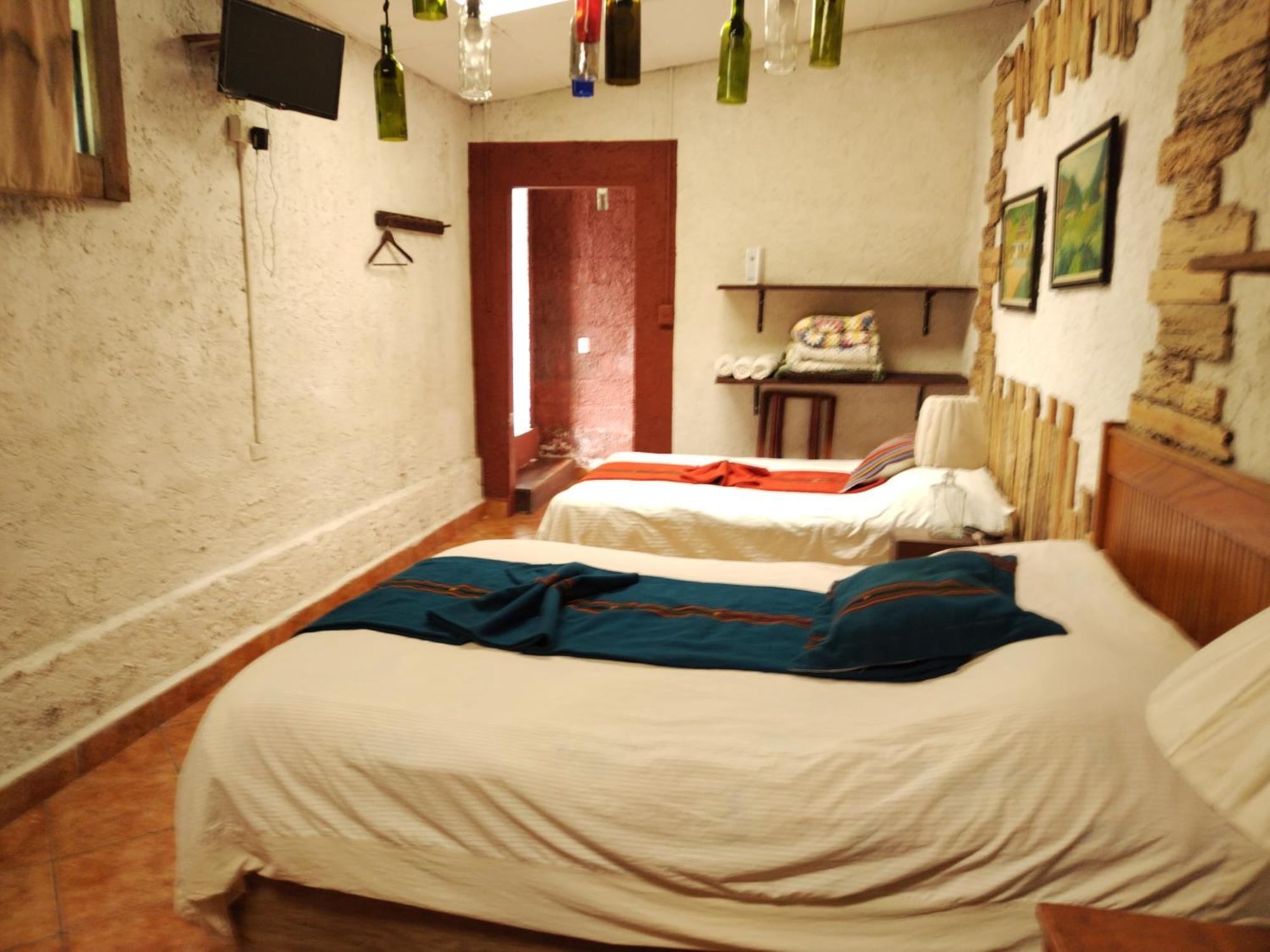 Hotel Casa Chapultepec Coban Bagian luar foto
