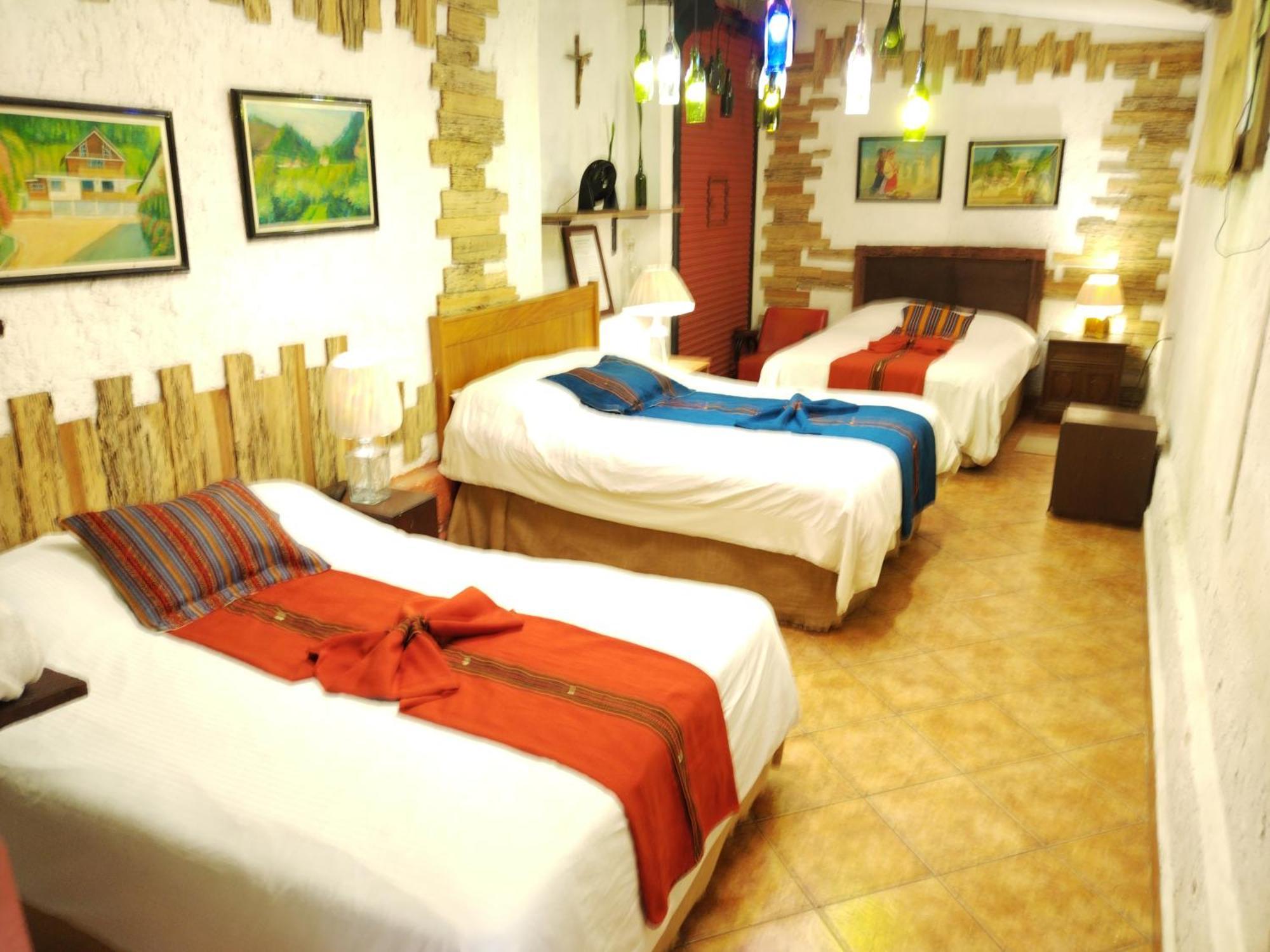 Hotel Casa Chapultepec Coban Bagian luar foto