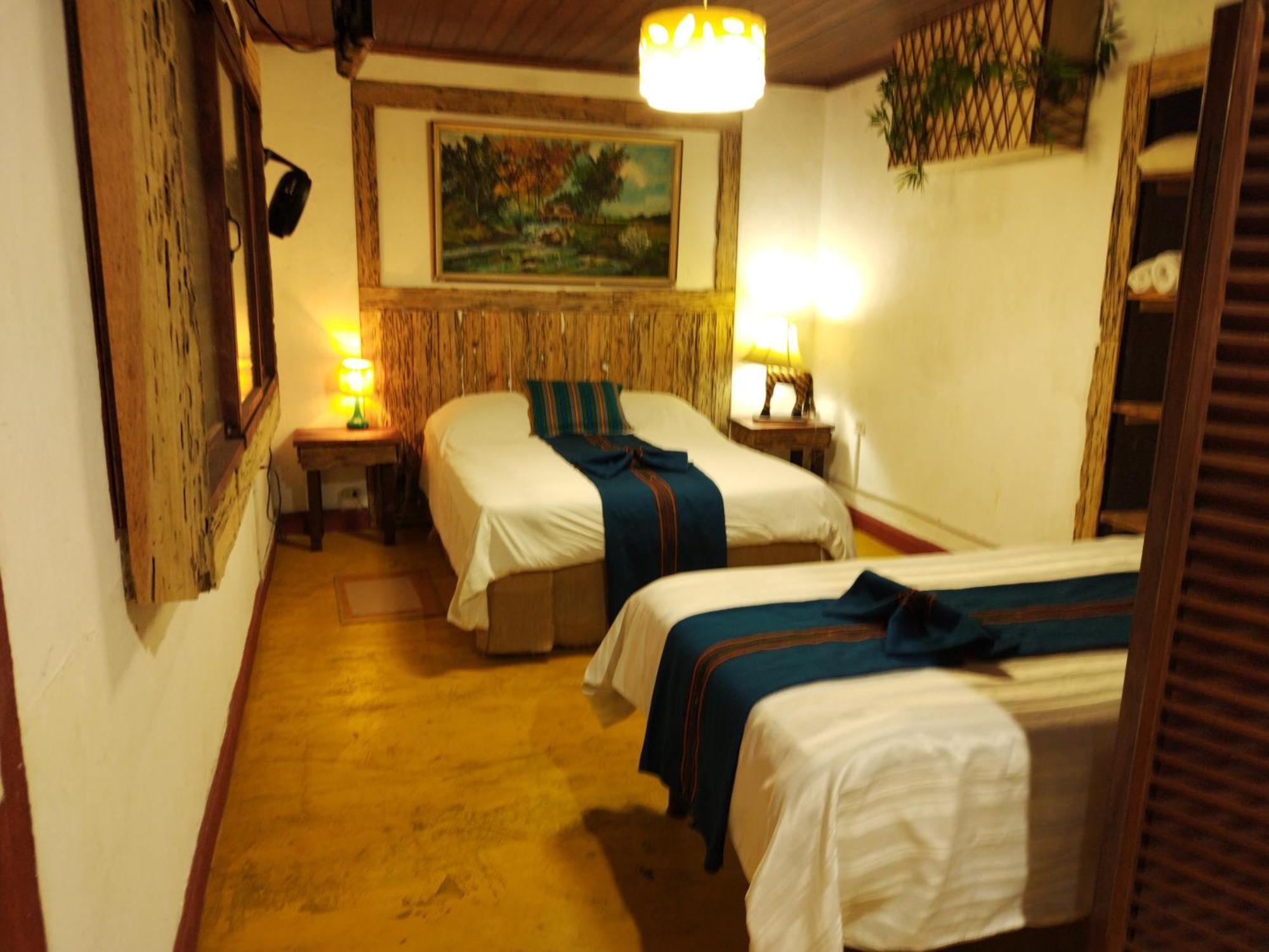 Hotel Casa Chapultepec Coban Bagian luar foto